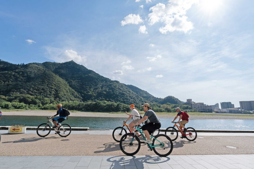 Nagara River Cycling – Gifu (Half-Day)